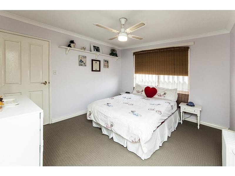 36 Cumberland Way, Waikiki WA 6169