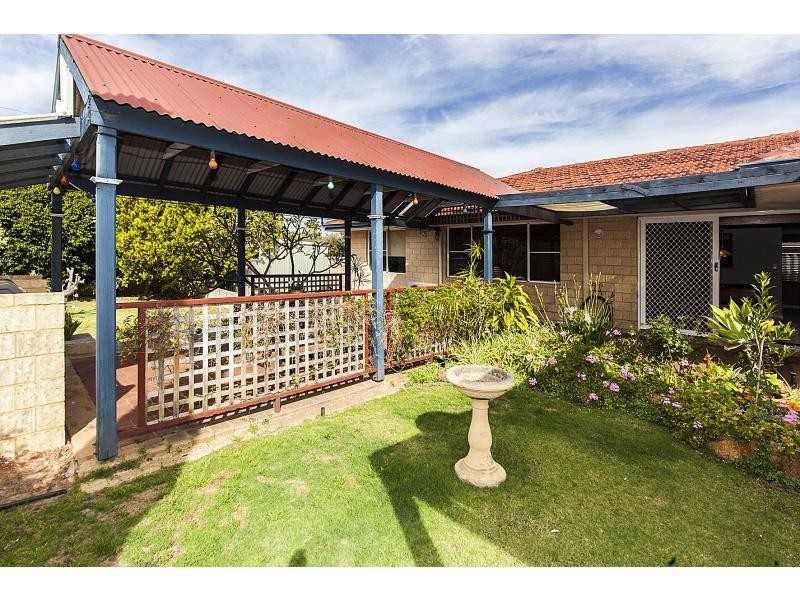 36 Cumberland Way, Waikiki WA 6169