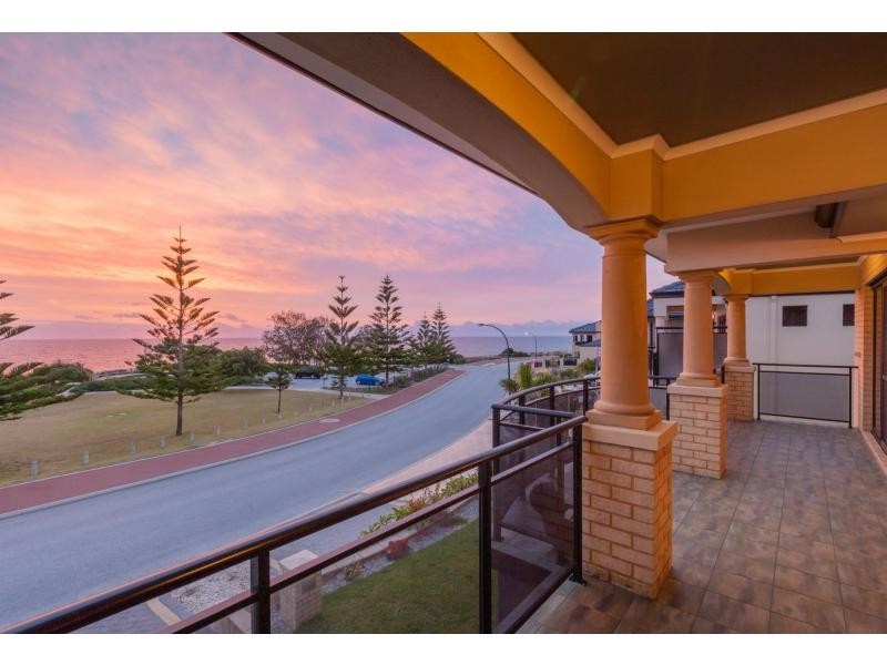 236 Ocean Drive, Quinns Rocks WA 6030