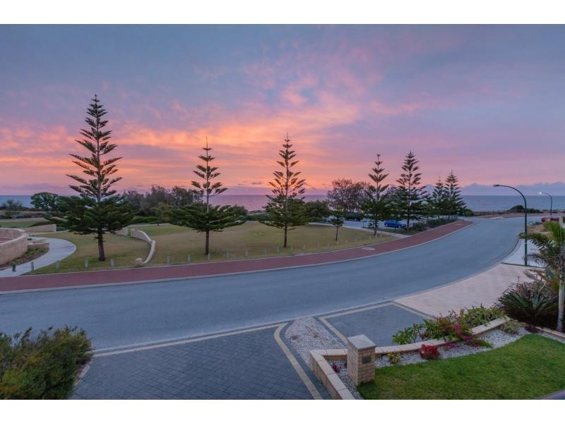 236 Ocean Drive, Quinns Rocks WA 6030