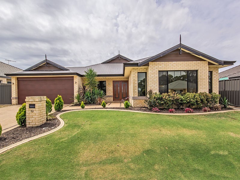 12 Harperia Way, Baldivis WA 6171