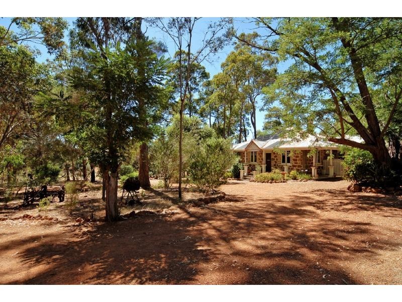 3300 Elliott Road, Chidlow WA 6556