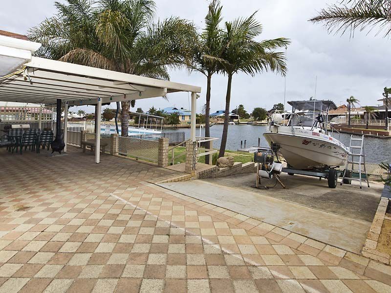 76 Kiap Road, South Yunderup WA 6208