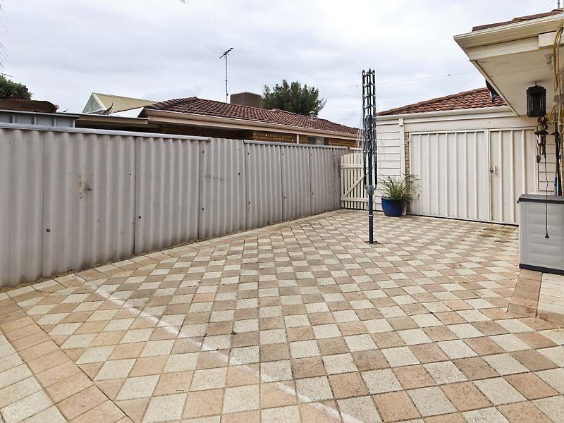 76 Kiap Road, South Yunderup WA 6208