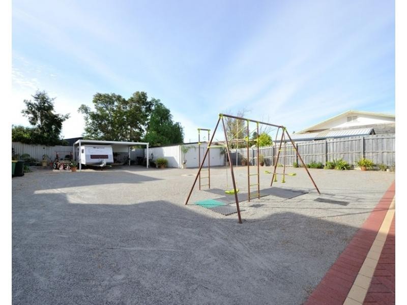 140 Lewington Street, Rockingham WA 6168