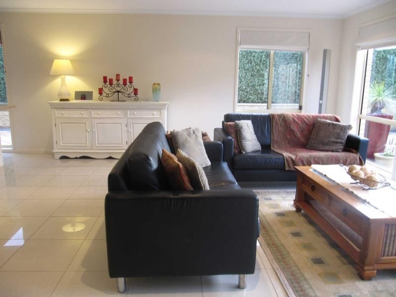 12 Nicholas Paech Drive, Hahndorf SA 5245