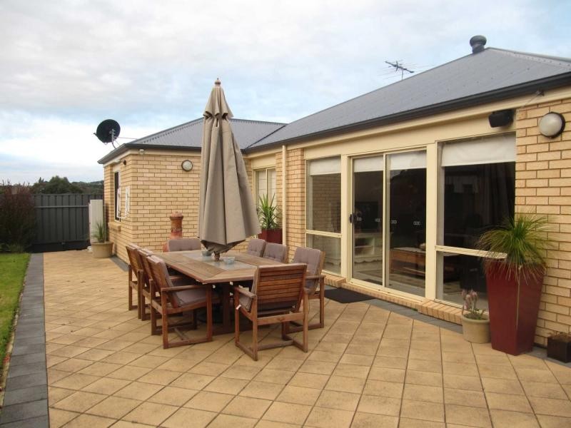 12 Nicholas Paech Drive, Hahndorf SA 5245