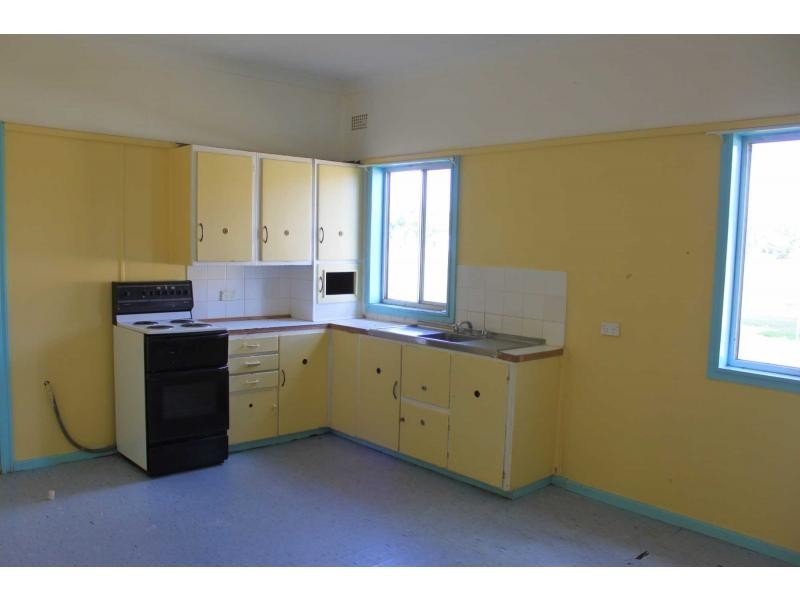 8, 8A, 10 & 12 Marchant Street, Mendooran NSW 2842