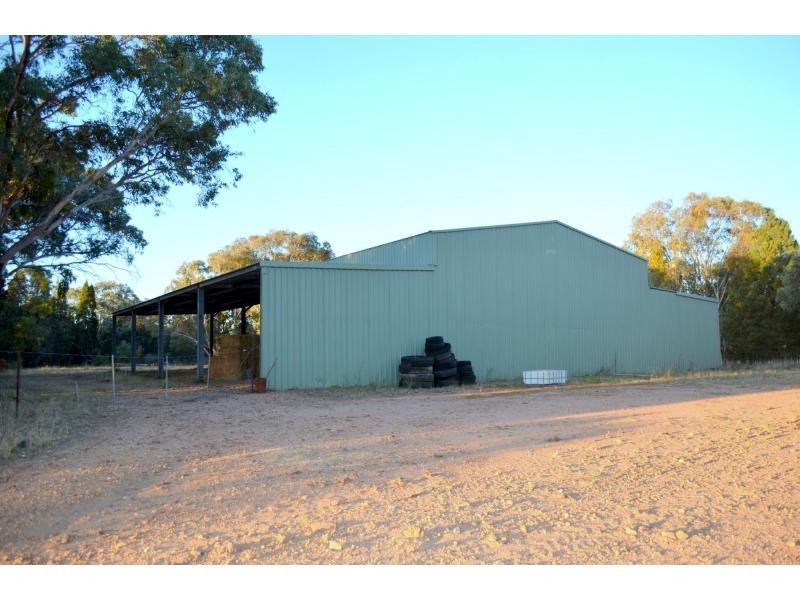 “Kurralta” 1054 Piambra Road, Binnaway NSW 2395