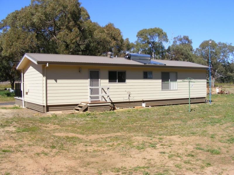 10 Bomen Street, Ballimore NSW 2830