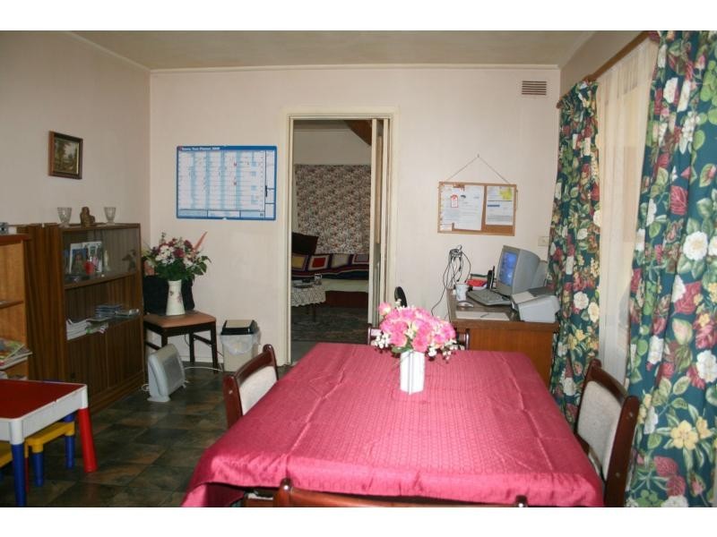 1 Newell Highway, Brocklehurst NSW 2830