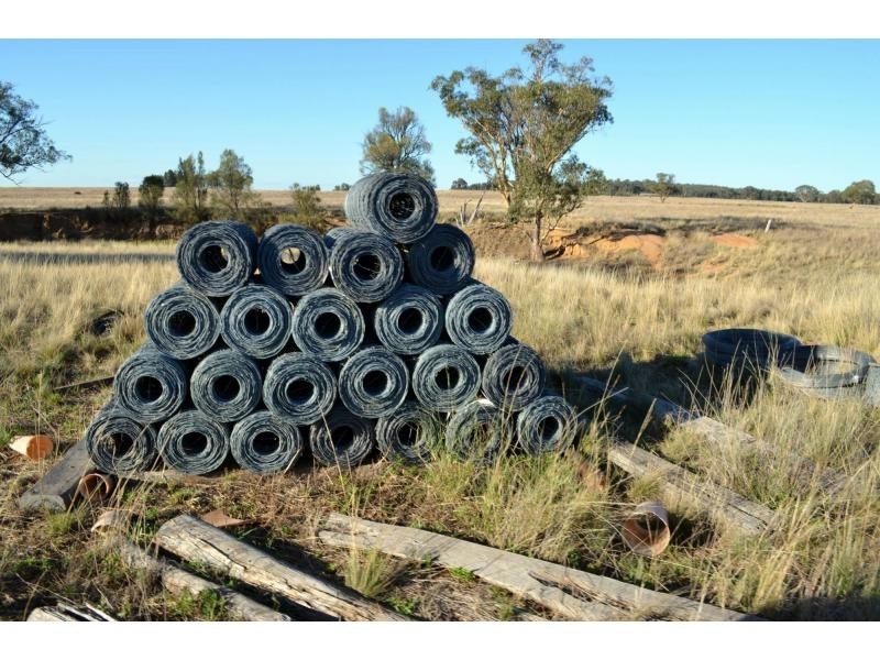“Pine Park” &”Ewetopia” Boomley Road, Elong Elong NSW 2831