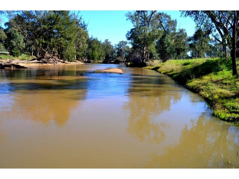 “Lexden” 66 Riverview Road, Gilgandra NSW 2827