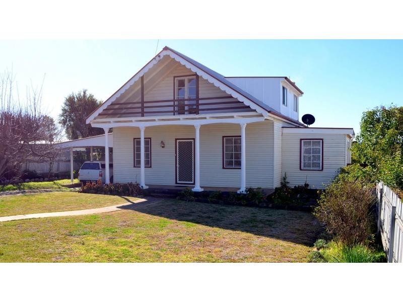 35 Tucklan Street, Dunedoo NSW 2844