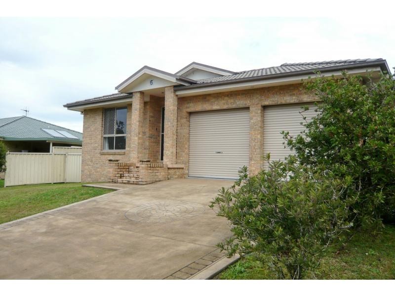 6 Melalueca Place, Taree NSW 2430