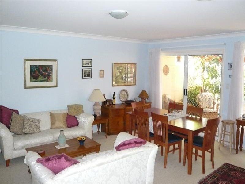 3/58 Old Bar Road, Old Bar NSW 2430