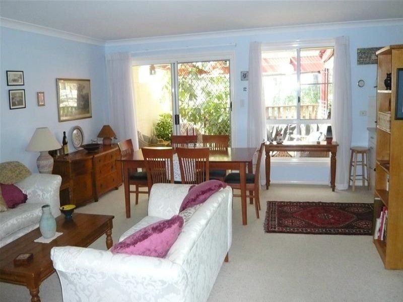 3/58 Old Bar Road, Old Bar NSW 2430