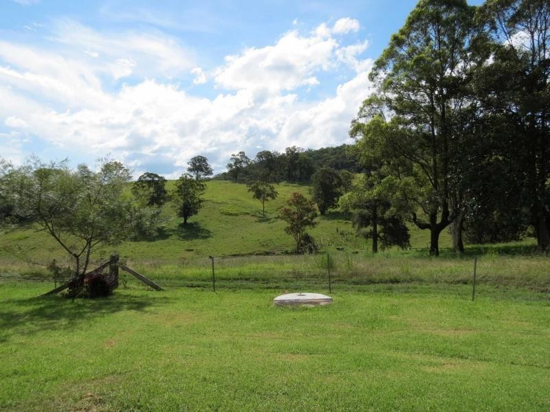 5691 The Bucketts Way, Burrell Creek NSW 2429