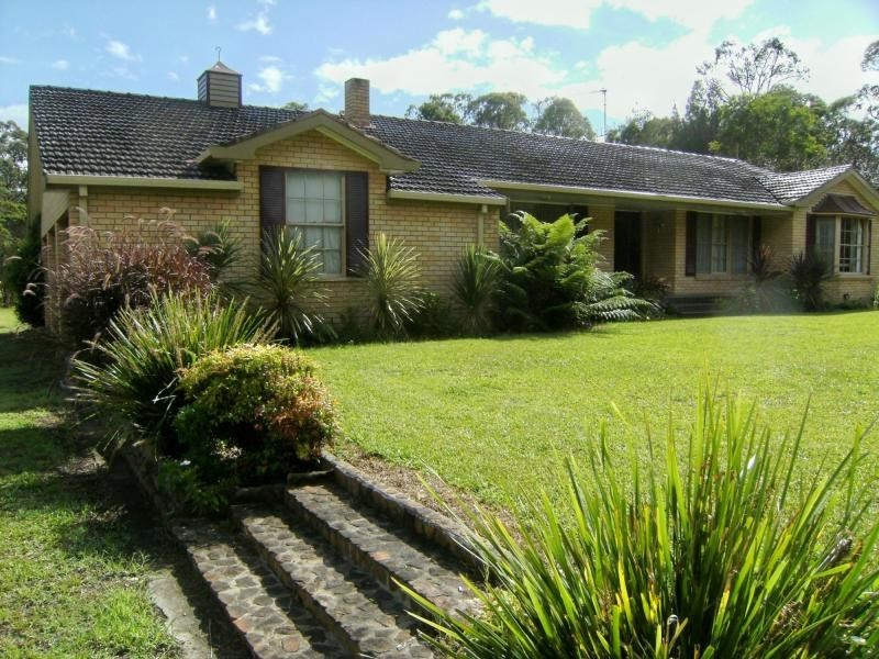 615 Old Bar Road, Old Bar NSW 2430