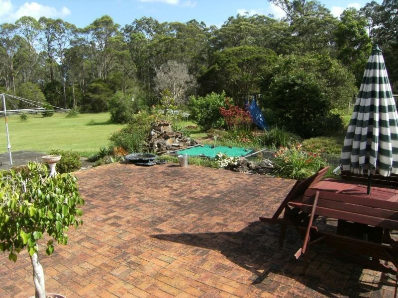 615 Old Bar Road, Old Bar NSW 2430