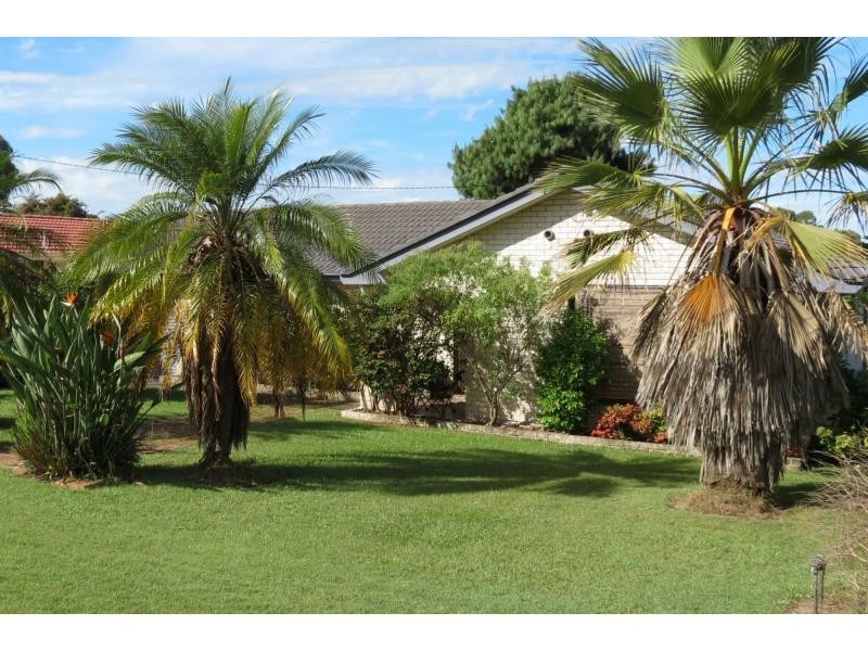 37 Kanangra Drive, Taree NSW 2430