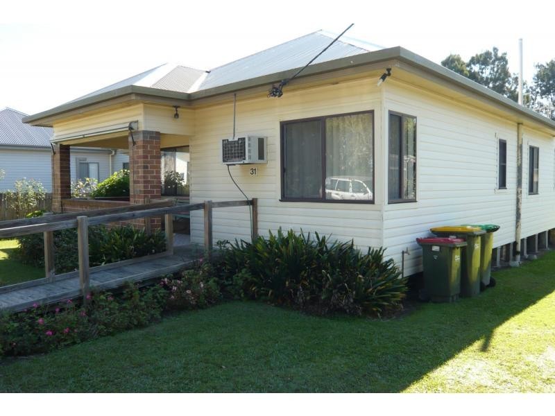31 Pitt Street, Taree NSW 2430