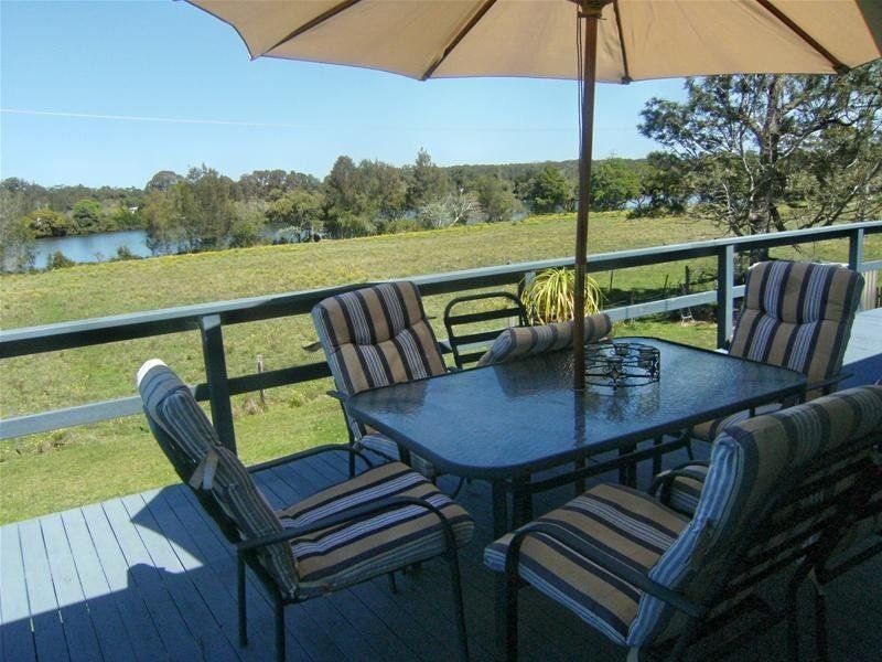 317 Manning Point Road, Oxley Island NSW 2430
