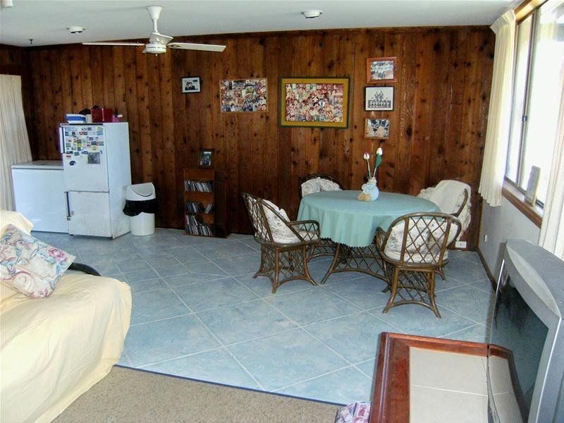 317 Manning Point Road, Oxley Island NSW 2430