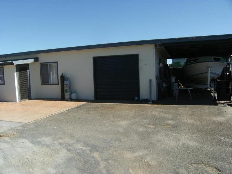 317 Manning Point Road, Oxley Island NSW 2430