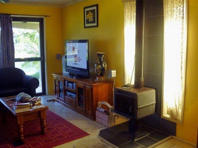 25 Bryan Street, Old Bar NSW 2430