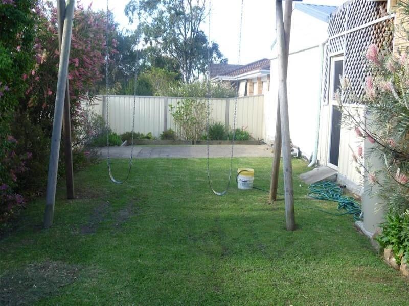 25 Bryan Street, Old Bar NSW 2430