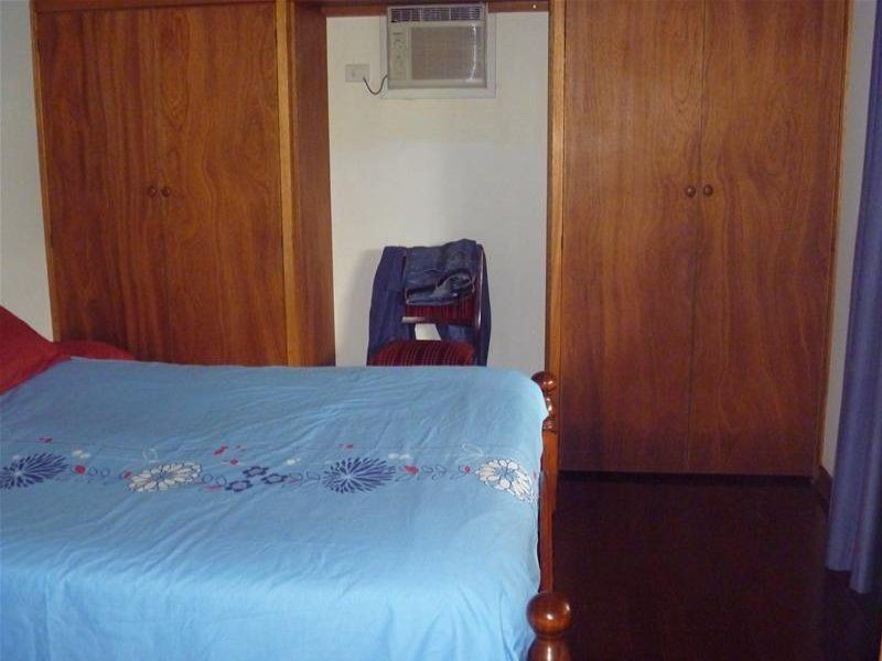 552 Old Bar Road, Old Bar NSW 2430