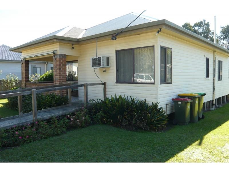 31 Pitt Street, Taree NSW 2430