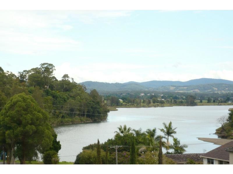 24 Maiden Avenue, Taree NSW 2430