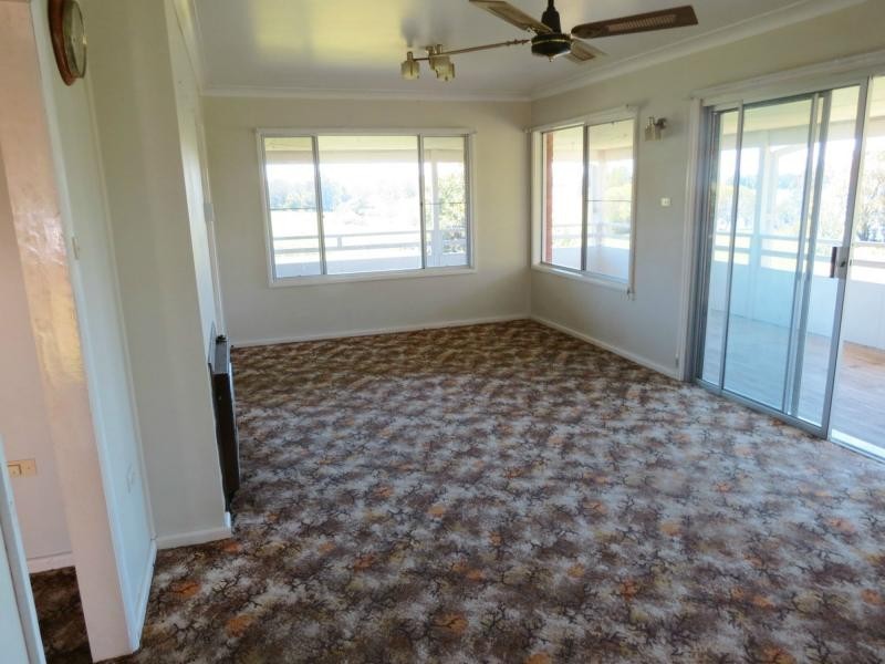 2 River Street, Tinonee NSW 2430