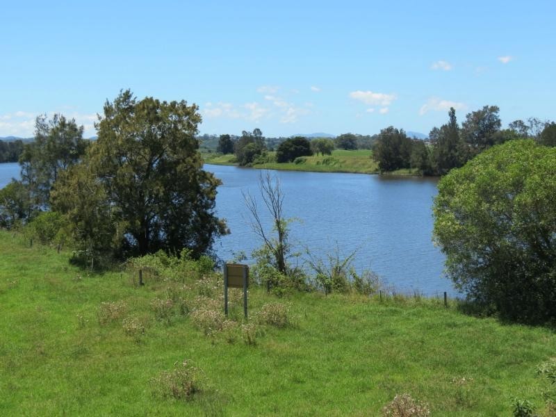 2 River Street, Tinonee NSW 2430