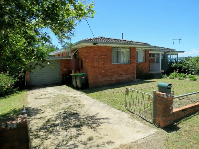 2 River Street, Tinonee NSW 2430