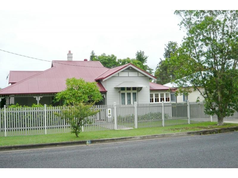 17 Fotheringham Street, Taree NSW 2430