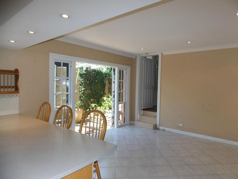238 Edgecliff Road, Woollahra NSW 2025