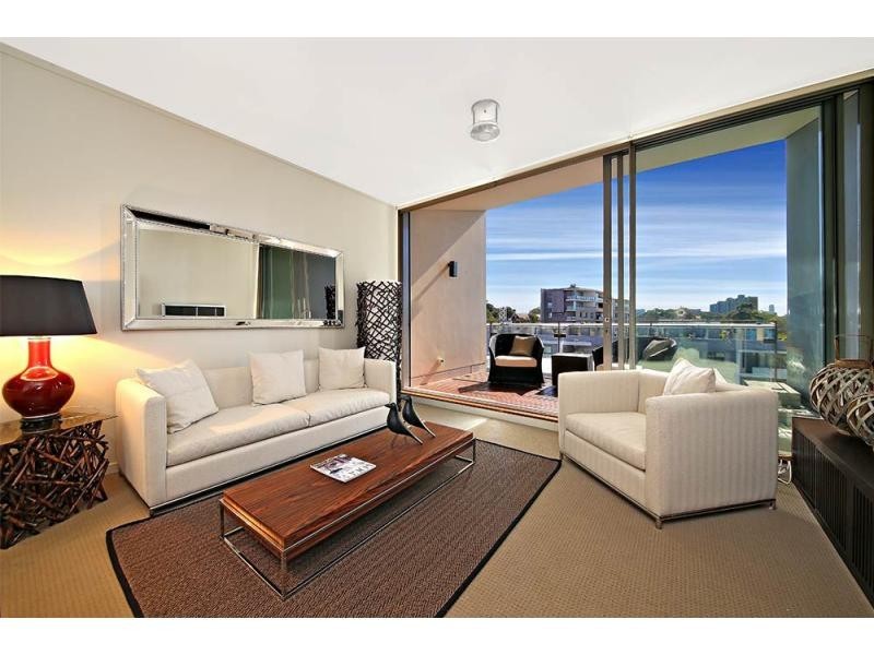 227/2-4 Powell Street, Waterloo NSW 2017