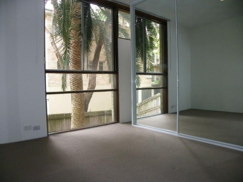 2/4 Holt Street, Double Bay NSW 2028