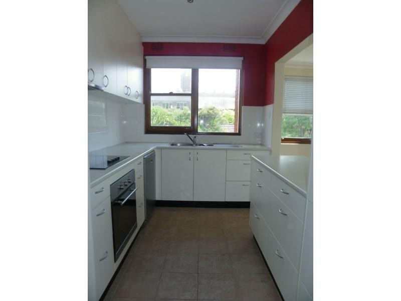 2/135A Brook Street, Coogee NSW 2034