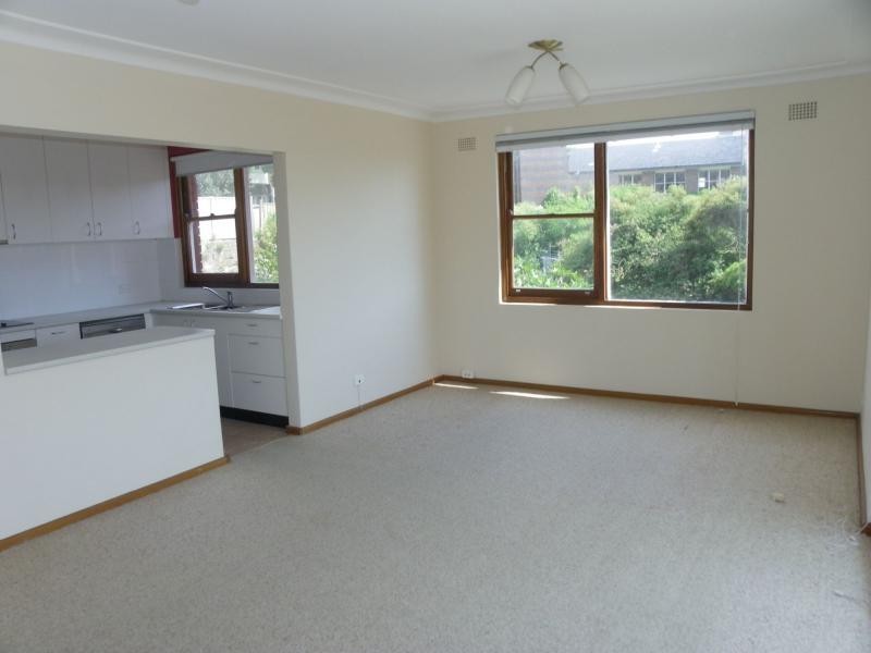 2/135A Brook Street, Coogee NSW 2034