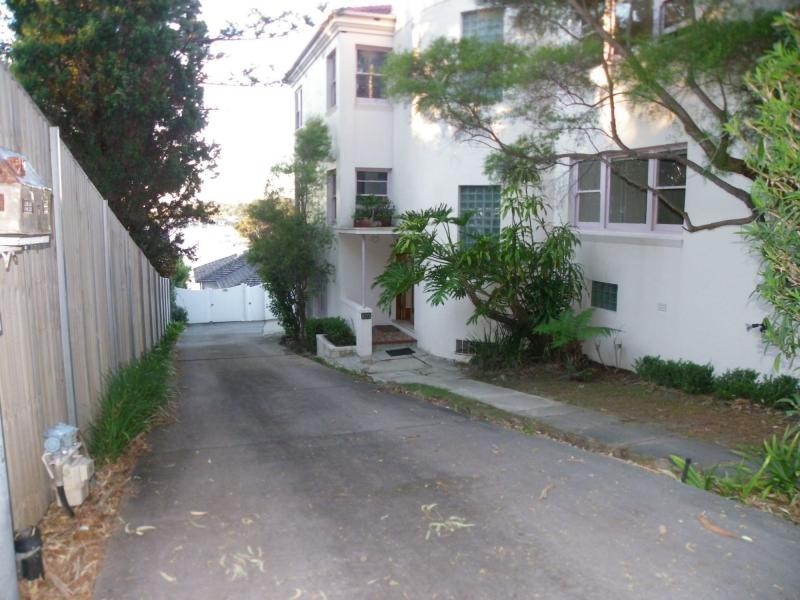 2/57A Fitzwilliam Road, Vaucluse NSW 2030