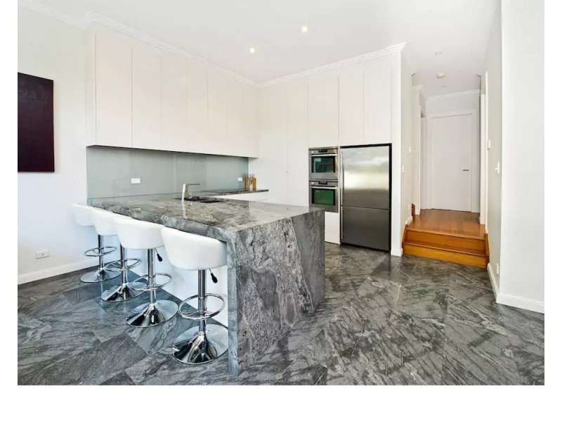 3 Oakley Rd, North Bondi NSW 2026