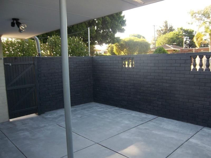 55 Bendix Way, Girrawheen WA 6064