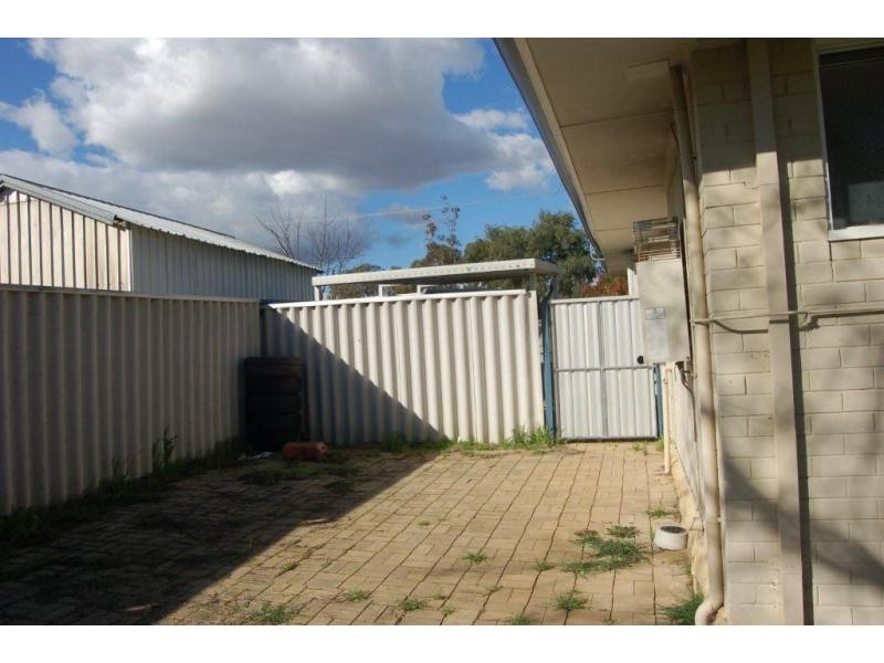 4 Hewett Way, Balga WA 6061