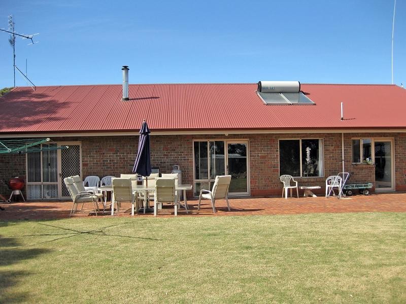 12 Flinders Drive, Cape Jervis SA 5204