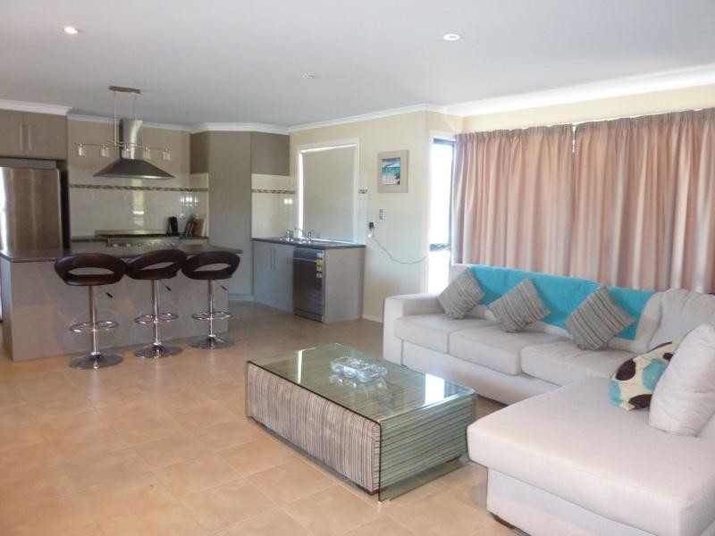 2 Herbert Street, Normanville SA 5204