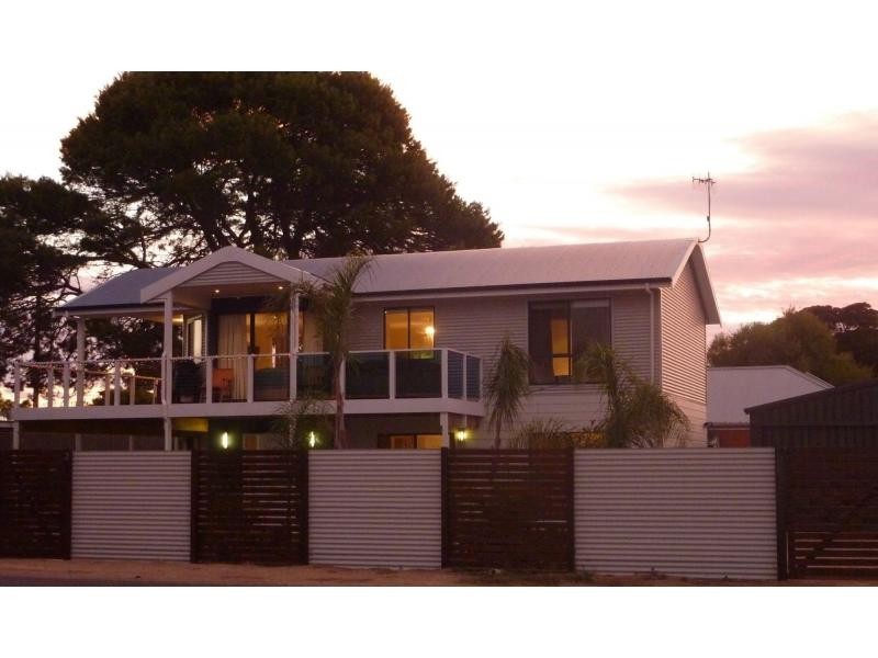 2 Herbert Street, Normanville SA 5204